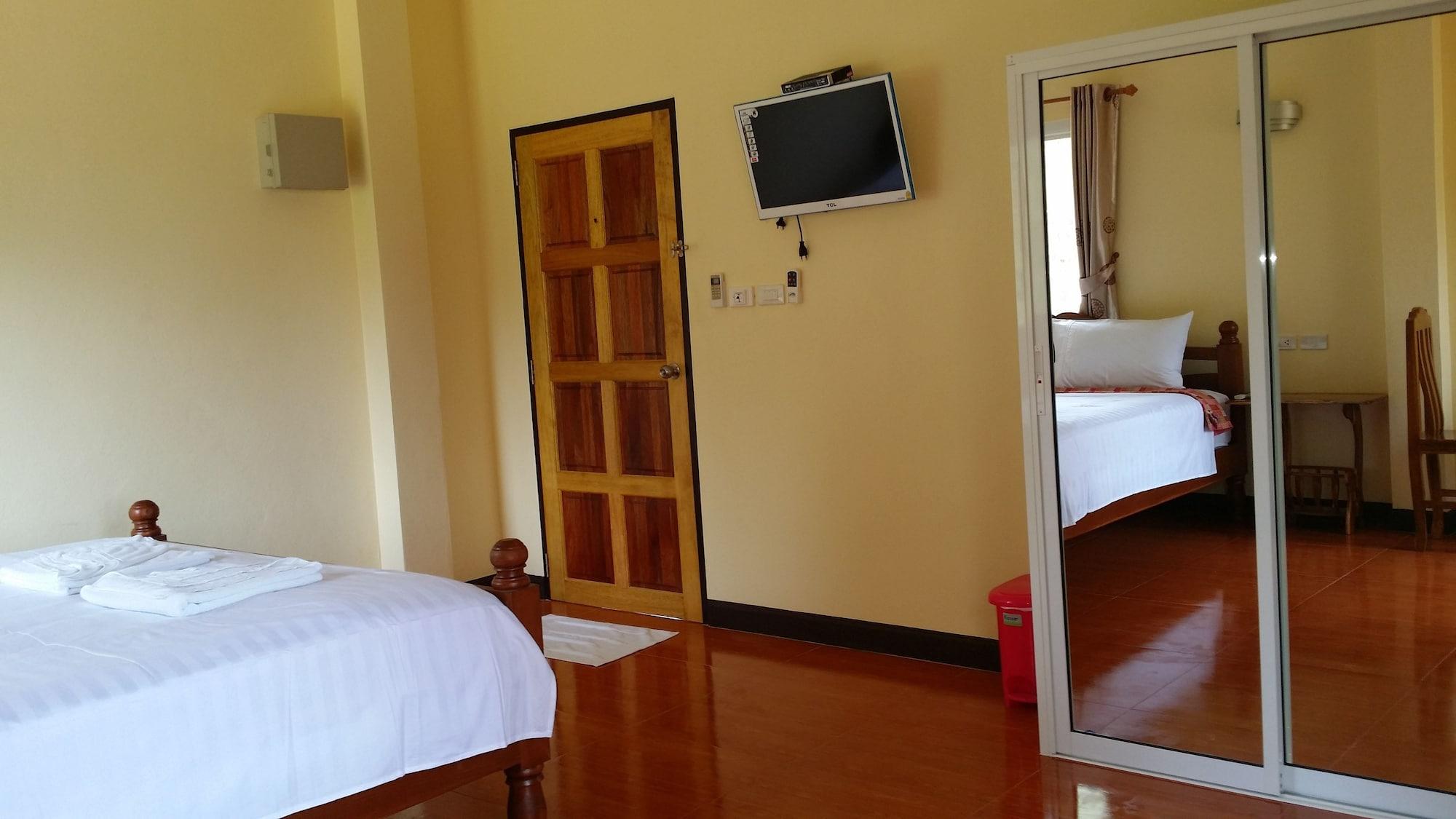 Spy Home Khao Lak Esterno foto