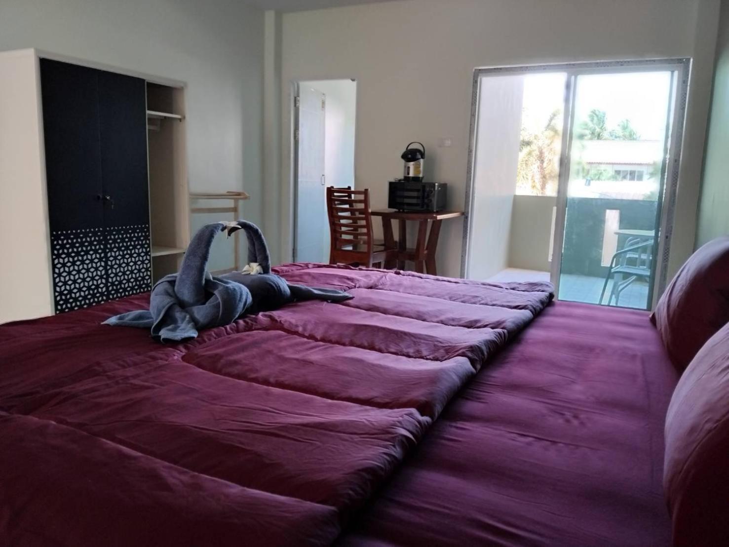 Spy Home Khao Lak Esterno foto